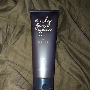 Monat curl cream